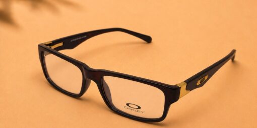 OAKLEY